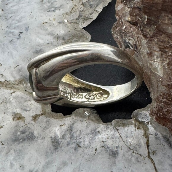 Carolyn Pollack Sterling Oval Horizontal Peridot Decorated Shank Ring For Women - Picture 7 of 10